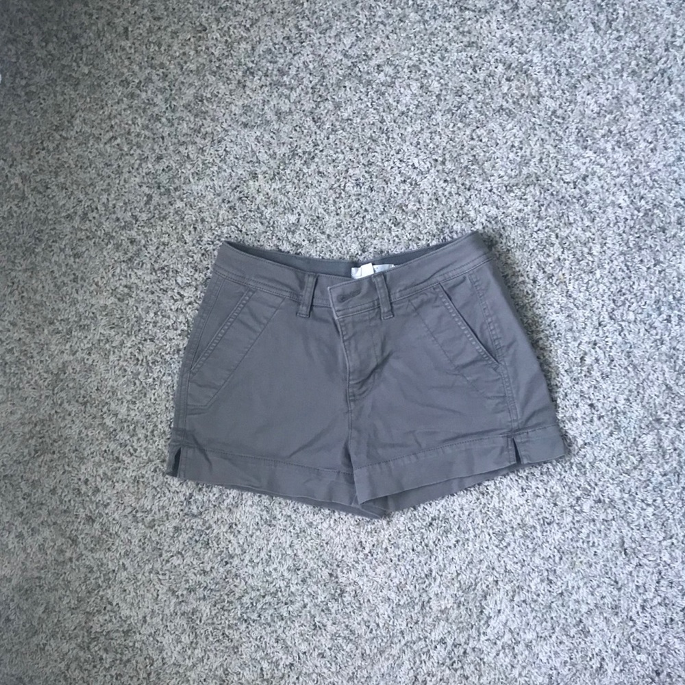 Label of Graded Goods Shorts